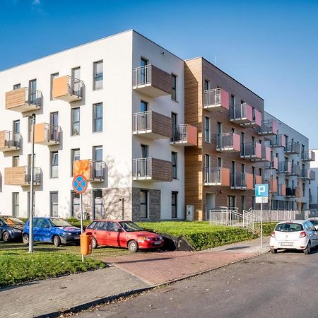 Apartament Debowy Z Miejscem Parkingowym Daire Stary Toruń Dış mekan fotoğraf