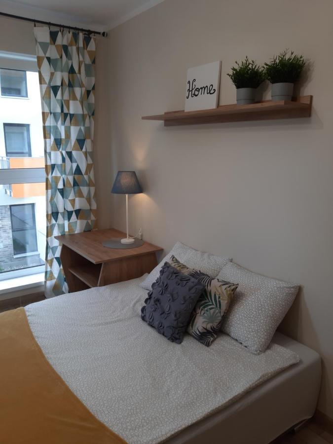 Apartament Debowy Z Miejscem Parkingowym Daire Stary Toruń Dış mekan fotoğraf